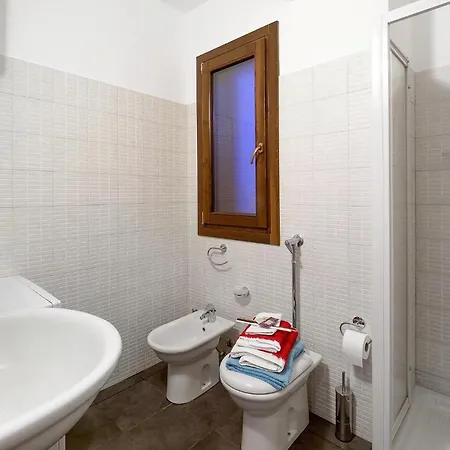 2 Bedroom Gorgeous In Casa vacanze Marina di Modica